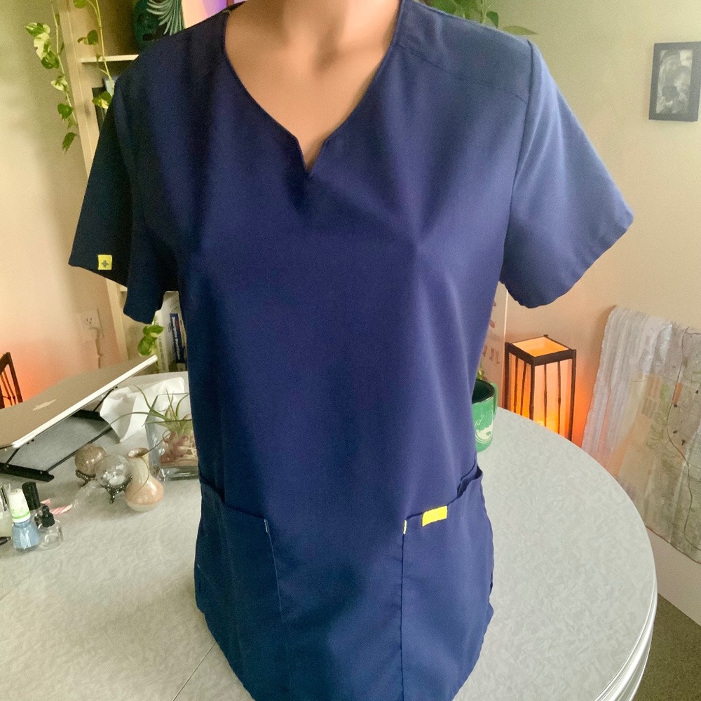 FIGS scrub top